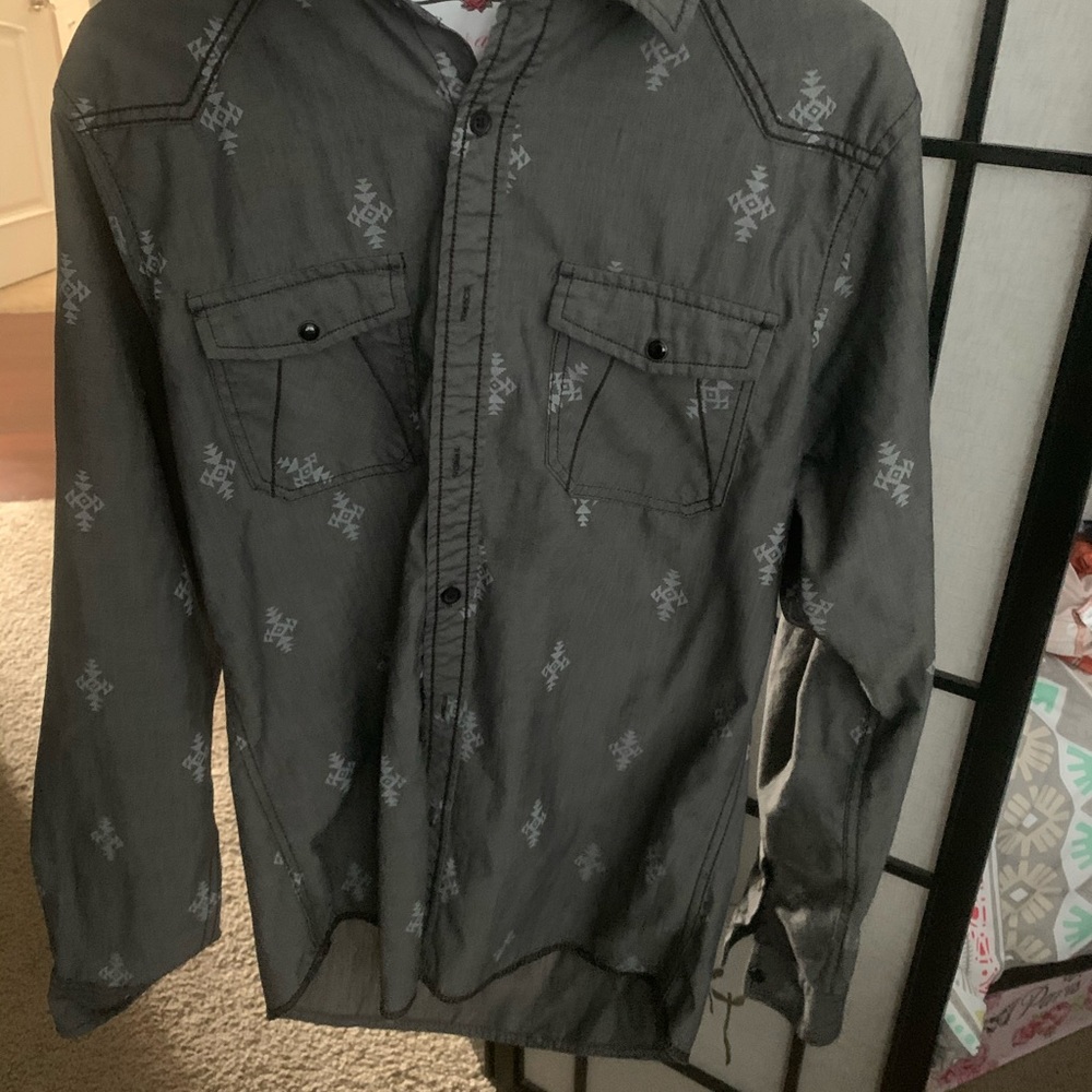 Long sleeve dress shirt